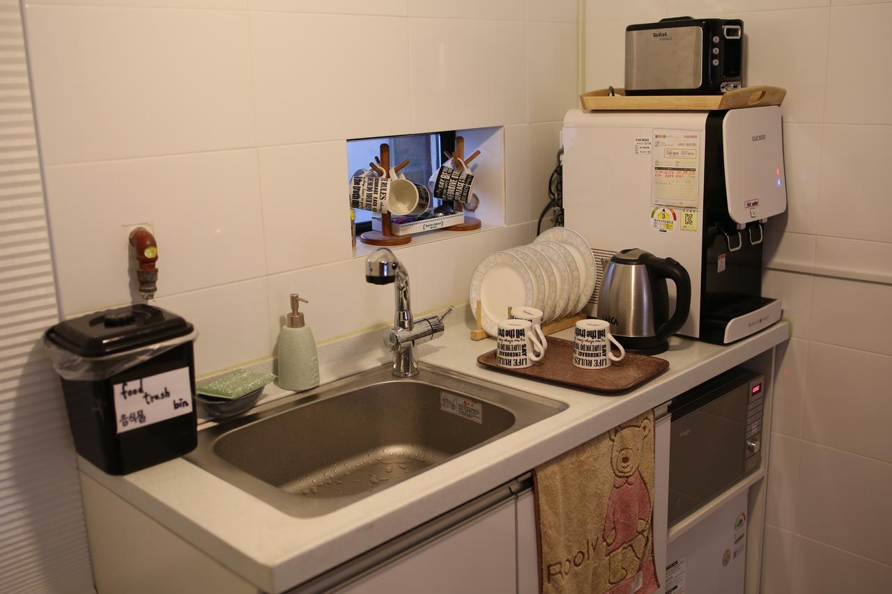 Bed and Breakfast Harrytage Сеул Экстерьер фото