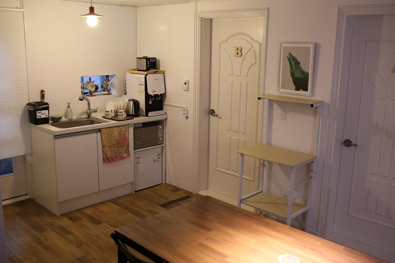 Bed and Breakfast Harrytage Сеул Экстерьер фото